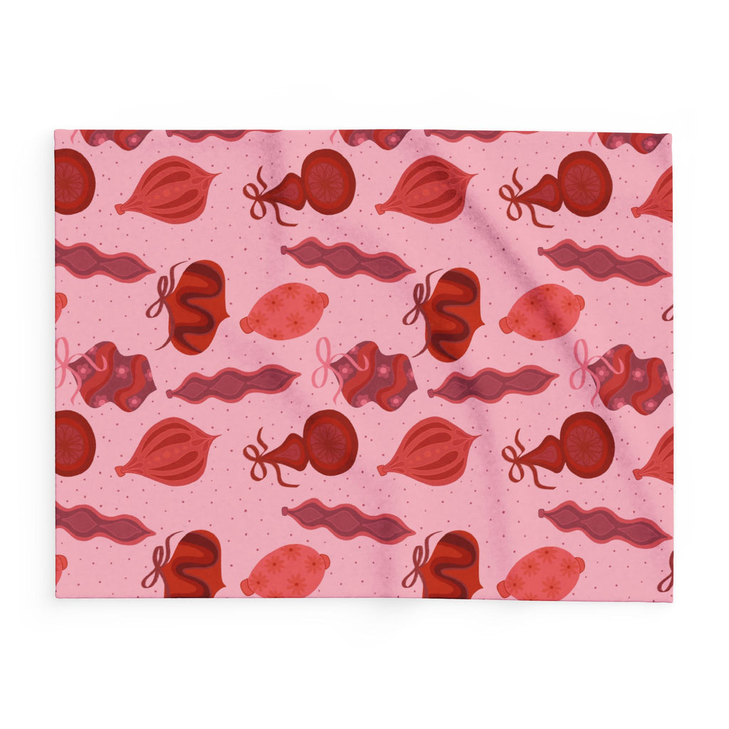 Holiday Ornament Pattern Fleece Blanket — Pink Red Christmas Baubles Cozy Throw