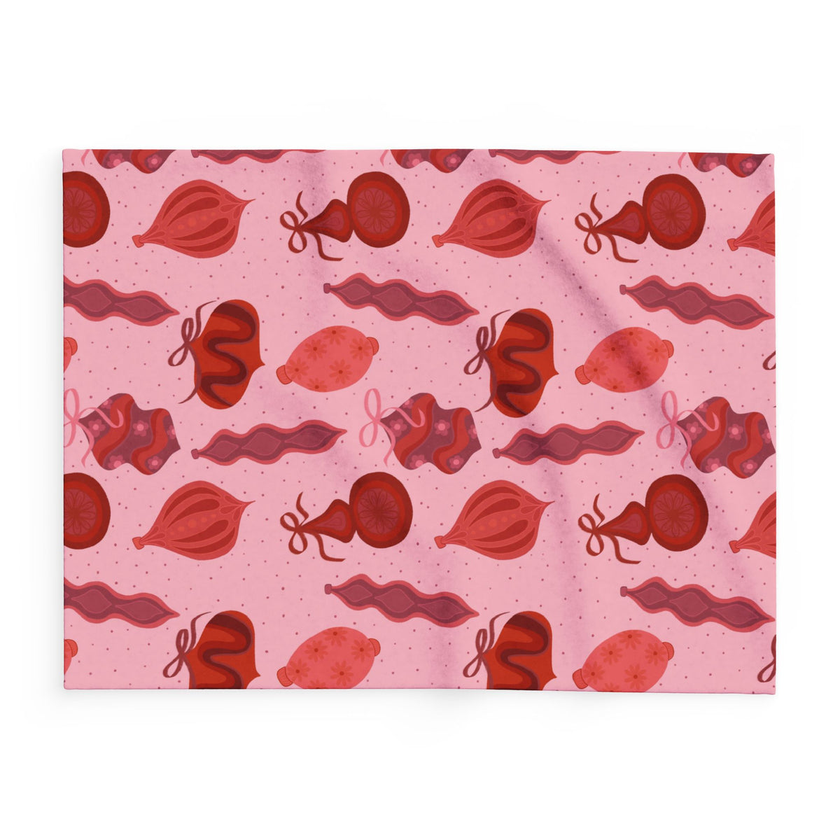 Holiday Ornament Pattern Fleece Blanket — Pink Red Christmas Baubles Cozy Throw